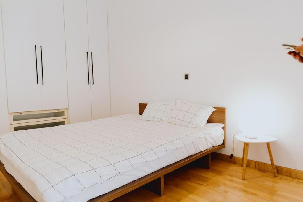 Cosy & Spacious Central Apartment كوموتيني المظهر الخارجي الصورة
