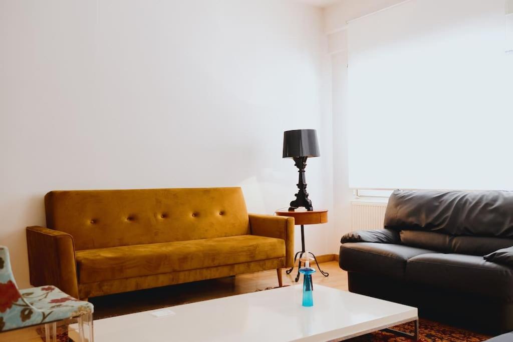 Cosy & Spacious Central Apartment كوموتيني المظهر الخارجي الصورة