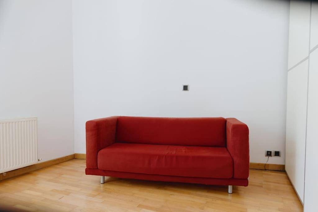 Cosy & Spacious Central Apartment كوموتيني المظهر الخارجي الصورة